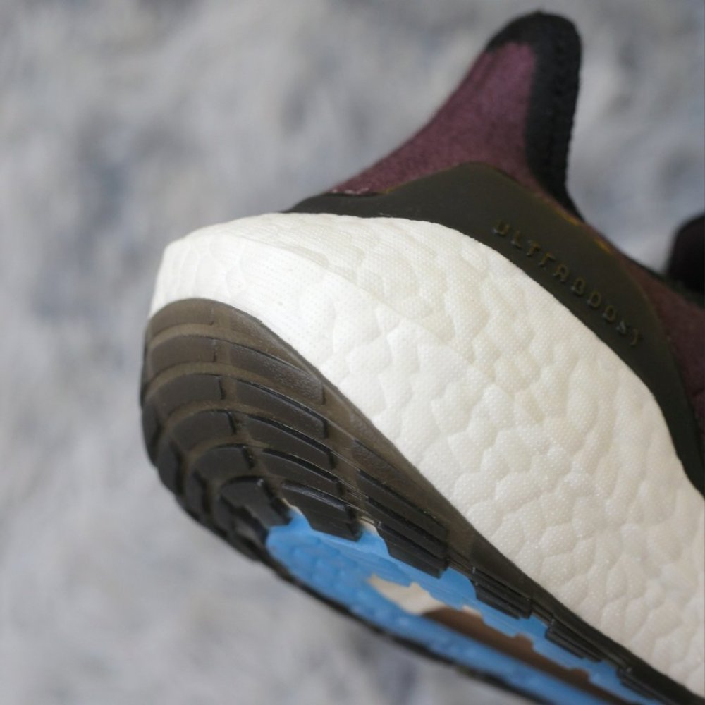 Adidas Ultraboost 22 Running Shoes (Shadow Maroon). Brand New. Men Sizes: 9 - 12 - Picture 8 of 11